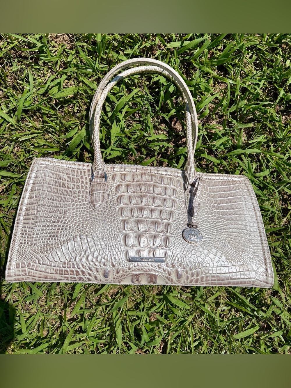 Brahmin Sophia Large Croc Embossed Shoulder Bag - Picture 5 of 8